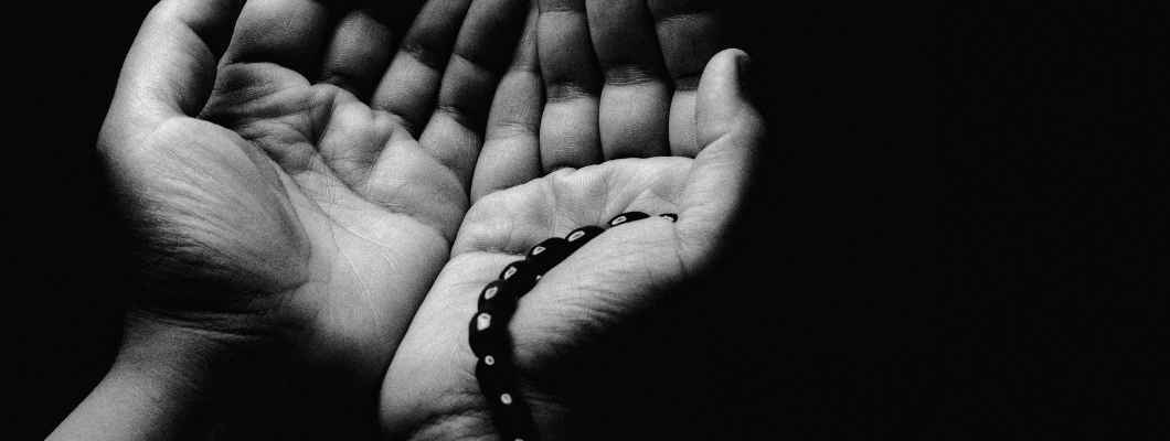 Aşk Duası: Sevdiğinizi Kalbinize Yaklaştırın Aşk Duası: Sevdiğinizi Kalbinize Yaklaştırın
